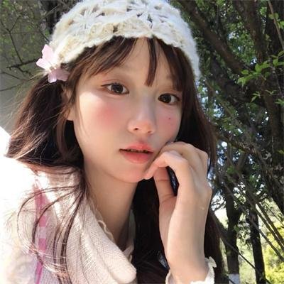 飘动的红丝带